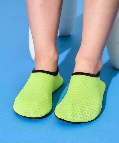 b・ROOM（ビールーム）の「【SWIM】ウォーターシューズ【子供服】【キッズ】【男の子】【女の子】（スニーカー・キッズ・ブラック/ブルー/レモンイエロー/グリーン系その他/ライトピンク・SS/LL/L/M/S）」の5枚目の写真