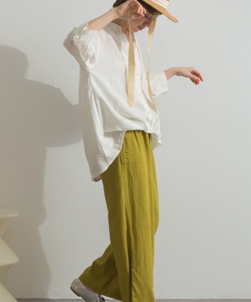 Fizz(フィズ)の「綿麻ミックス Vネックスキッパーブラウス(シャツ/ブラウス・レディース・グレイッシュベージュ/ブルーグリーン/キナリ/チャコール・M)」の12枚目の写真
