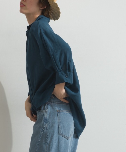 Fizz(フィズ)の「綿麻ミックス Vネックスキッパーブラウス(シャツ/ブラウス・レディース・グレイッシュベージュ/ブルーグリーン/キナリ/チャコール・M)」の20枚目の写真