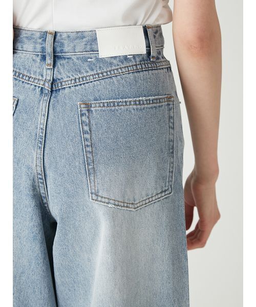 FRAY I.D(フレイアイディー)の「ラインストーンセミワイドストレートデニムパンツ(デニムパンツ・レディース・ブラック/ライトブルー・0/1)」の14枚目の写真
