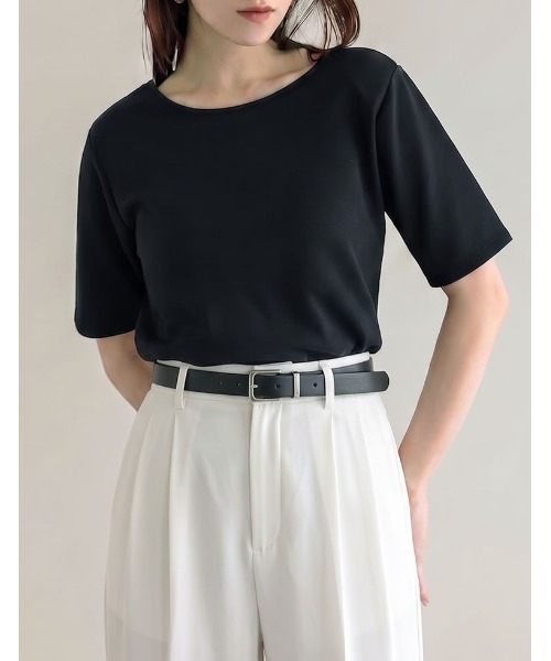 Re:EDIT（リエディ）の「[UVカット最大99.9％][接触冷感][シワになりにくい][2026 SUMMER COLLECTION]マシュマロポンチ肩パッド付きクルーネックトップス（Tシャツ/カットソー・レディース・レッド/杢グレー/オフホワイト/ブラック・LARGE/MEDIUM）」の2枚目の写真