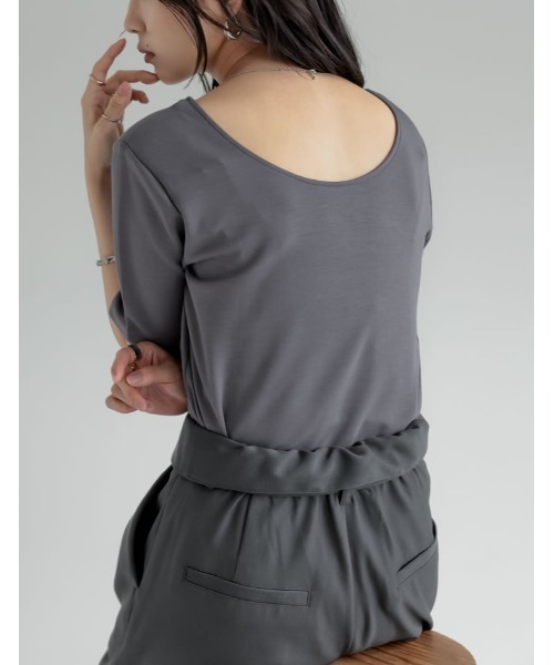 Re:EDIT（リエディ）の「[UVカット最大99.9％][接触冷感][シワになりにくい][2026 SUMMER COLLECTION]マシュマロポンチ肩パッド付きクルーネックトップス（Tシャツ/カットソー・レディース・レッド/杢グレー/オフホワイト/ブラック・LARGE/MEDIUM）」の20枚目の写真
