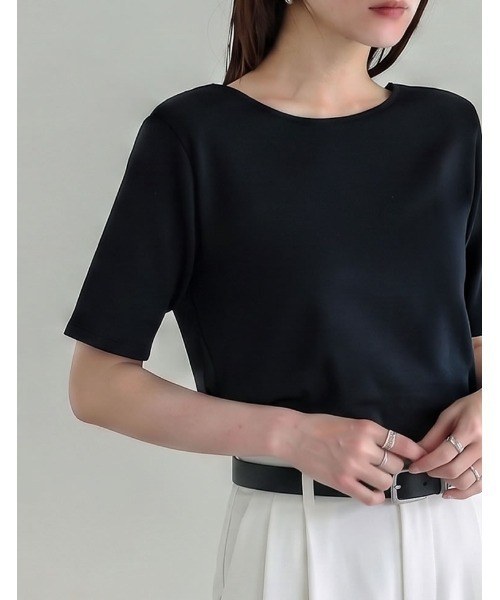 Re:EDIT（リエディ）の「[UVカット最大99.9％][接触冷感][シワになりにくい][2026 SUMMER COLLECTION]マシュマロポンチ肩パッド付きクルーネックトップス（Tシャツ/カットソー・レディース・レッド/杢グレー/オフホワイト/ブラック・LARGE/MEDIUM）」の8枚目の写真