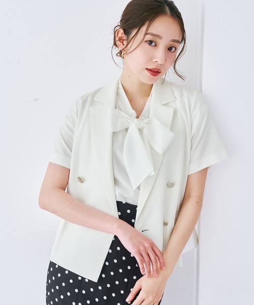 MISCH MASCH(ミッシュマッシュ)の「2026春夏新作 ハーフスリーブジャケット(テーラードジャケット・レディース・ホワイト/ブラック・フリ-)」の2枚目の写真