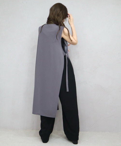 CECIL McBEE(セシルマクビー)の「カットジョーゼットノーカラーロングジレ(テーラードジャケット・レディース・チャコールグレー/ライトベージュ/ブラック・MEDIUM/LARGE)」の7枚目の写真