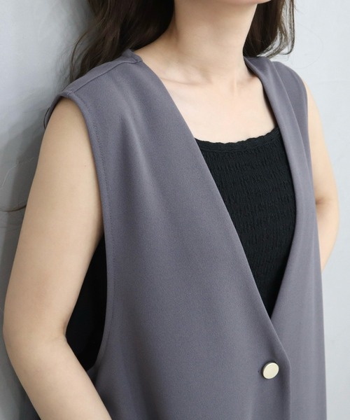 CECIL McBEE(セシルマクビー)の「カットジョーゼットノーカラーロングジレ(テーラードジャケット・レディース・チャコールグレー/ライトベージュ/ブラック・MEDIUM/LARGE)」の9枚目の写真