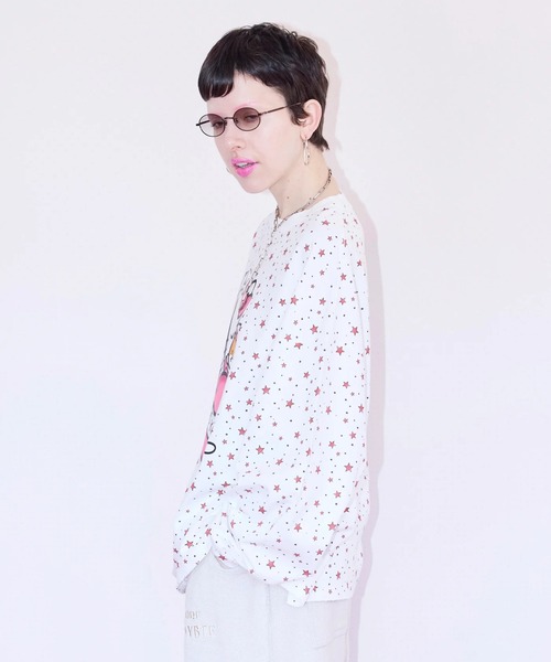 Little sunny bite（リトルサニーバイト）の「littlesunnybite/リトルサニーバイト/hello kitty x little sunny bite star print long tee（Tシャツ/カットソー・レディース・ブラック/ホワイト/ピンク・M/S）」の8枚目の写真