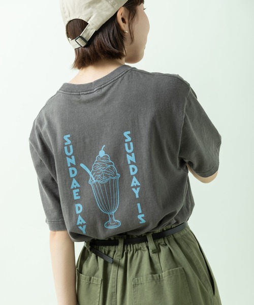 PAR ICI(パーリッシィ)の「日曜日はアイスの日 プリントTシャツ(Tシャツ/カットソー・レディース・グリーン/チャコールグレー/アイボリー・FREE)」の21枚目の写真