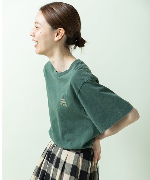 PAR ICI(パーリッシィ)の「日曜日はアイスの日 プリントTシャツ(Tシャツ/カットソー・レディース・グリーン/チャコールグレー/アイボリー・FREE)」の7枚目の写真