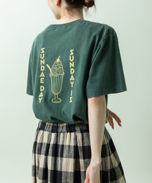 PAR ICI(パーリッシィ)の「日曜日はアイスの日 プリントTシャツ(Tシャツ/カットソー・レディース・グリーン/チャコールグレー/アイボリー・FREE)」の15枚目の写真
