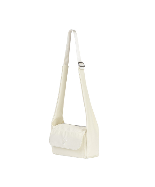 GRAIN DE BEAUTE（グランデボーテ）の「CARINO CROSS BAG [IVORY]（メッセンジャーバッグ・レディース・その他・FREE）」の2枚目の写真