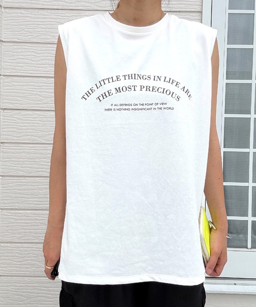 Q(キュー)の「プリントロゴトップス(Tシャツ/カットソー・レディース・オフホワイト/ネイビー・MEDIUM)」の17枚目の写真
