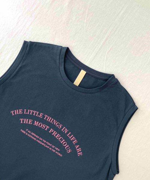 Q(キュー)の「プリントロゴトップス(Tシャツ/カットソー・レディース・オフホワイト/ネイビー・MEDIUM)」の10枚目の写真
