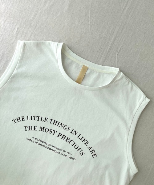 Q(キュー)の「プリントロゴトップス(Tシャツ/カットソー・レディース・オフホワイト/ネイビー・MEDIUM)」の11枚目の写真