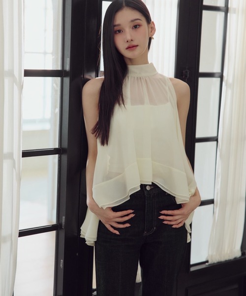polaura(ポローラ)の「エアリーラッフル 2WAYトップ(シャツ/ブラウス・レディース・ホワイト・FREE)」の10枚目の写真