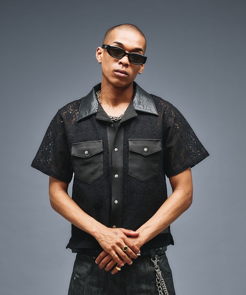ANDER HUNK(アンダーハンク)の「Combination Open colour Lace Shirts/コンビネーションオープンカラーレースシャツ(シャツ/ブラウス・メンズ・ブラック・SMALL/LARGE/MEDIUM)」の2枚目の写真
