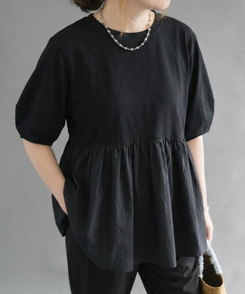 aquagarage(アクアガレージ)の「異素材切り替えペプラムトップス(Tシャツ/カットソー・レディース・ホワイト/ブラック・L/M)」の16枚目の写真