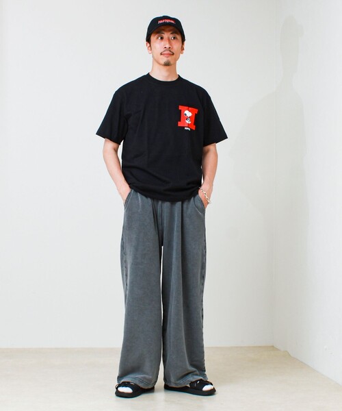 HANES(ヘインズ)の「PEANUTS×BEEFY-T クルーネックTシャツ(Tシャツ/カットソー・メンズ・ブラック系その他2/ブラック系その他/ホワイト系その他2/ホワイト系その他3・M/L)」の9枚目の写真