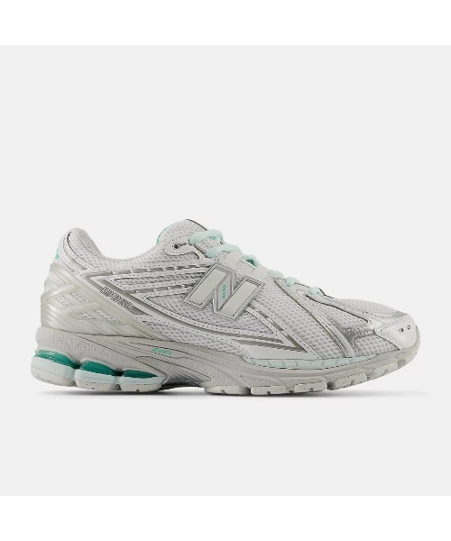 NEW BALANCE(ニューバランス)の「New Balance 1906R(ニューバランス ナインティーンオーシックス アール)(スニーカー・メンズ・ホワイト系・23cm/23.5cm/24cm/24.5cm/25cm/25.5cm/29cm/30cm/26cm/26.5cm/27cm/27.5cm/28cm/28.5cm)」の2枚目の写真