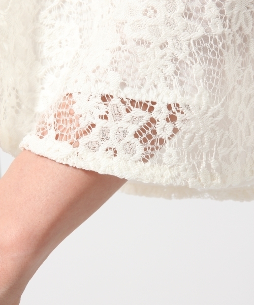 GLOBAL WORK（グローバルワーク）の「レースフレアスリーブ7分袖/708796（シャツ/ブラウス・レディース・ホワイト/オフホワイト/ネイビー/ライトベージュ・SMALL/MEDIUM/LARGE）」の6枚目の写真
