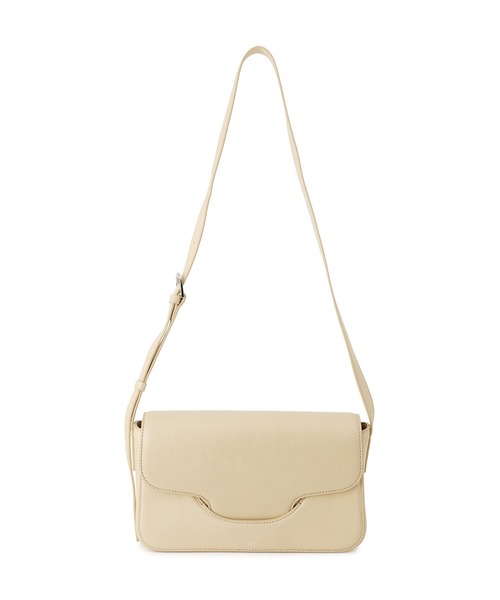 ADAM ET ROPE'(アダムエロペ)の「【PFT】Flap Shoulder Bag(ショルダーバッグ・レディース・ベージュ・FREE)」の9枚目の写真