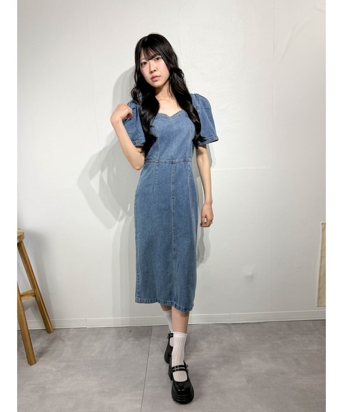 marcydorn（マーシードルン）の「スクエアネック デニムワンピース ロング丈 パフスリーブ フレンチカジュアル（ワンピース・レディース・ブルー・S/M）」の21枚目の写真