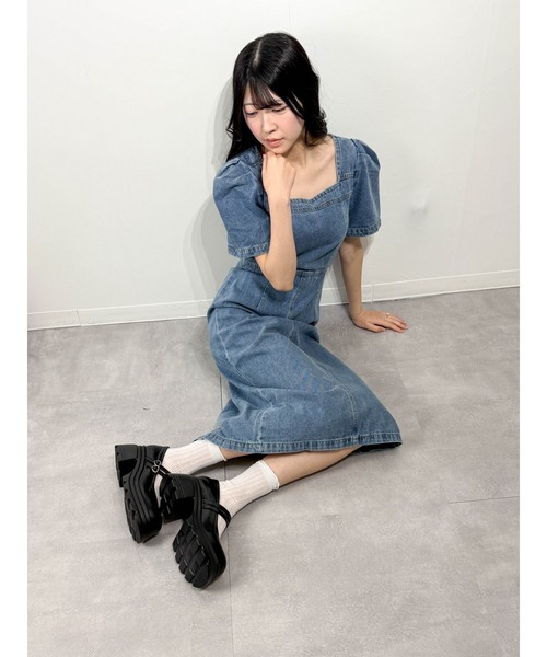 marcydorn（マーシードルン）の「スクエアネック デニムワンピース ロング丈 パフスリーブ フレンチカジュアル（ワンピース・レディース・ブルー・S/M）」の10枚目の写真