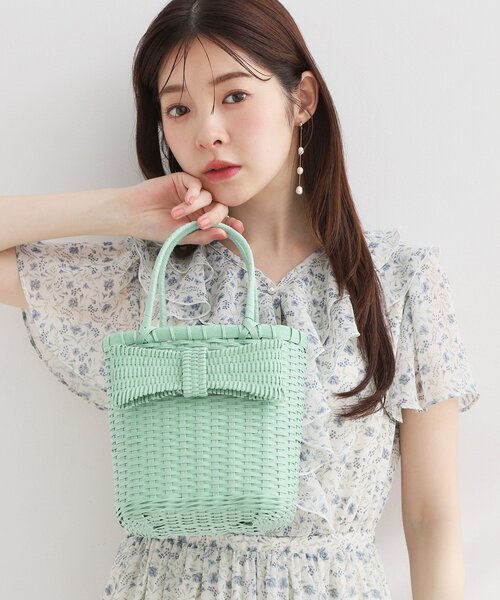 couture brooch（クチュールブローチ）の「リボンかごバッグ（ハンドバッグ・レディース・アイボリー/グリーン系/グレー・00）」の3枚目の写真