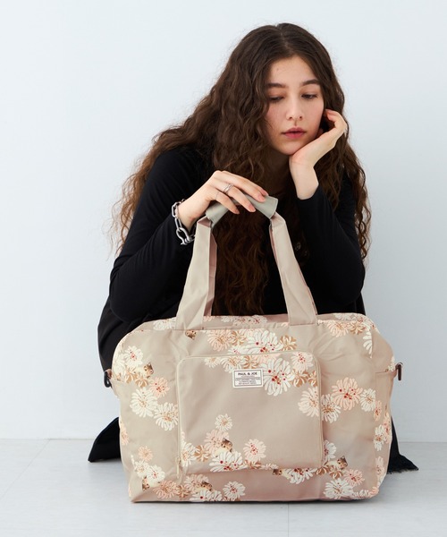 PAUL & JOE ACCESSOIRES(ポールアンドジョーアクセソワ)の「PAUL & JOE ACCESSOIRES (ポール&ジョーアクセソワ)2WAY折りたたみボストンバッグ PJA-B1441 TRAVEL BOSTON(ボストンバッグ・レディース・ピンク/ベージュ/ネイビー・FREE)」の1枚目の写真