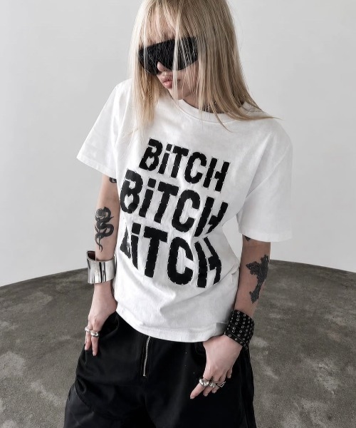 ROARINGRAD(ロアリングラド)の「【roaringrad】Crystal Stud T-Shirt / 【ロアリングラド】クリスタルスタッズグラフィックTシャツ(Tシャツ/カットソー・メンズ・ブラック/ホワイト・M/L)」の1枚目の写真