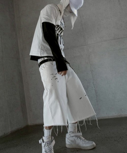 ROARINGRAD(ロアリングラド)の「【roaringrad】Crystal Stud T-Shirt / 【ロアリングラド】クリスタルスタッズグラフィックTシャツ(Tシャツ/カットソー・メンズ・ブラック/ホワイト・M/L)」の9枚目の写真