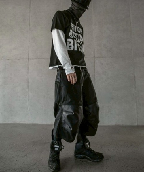 ROARINGRAD(ロアリングラド)の「【roaringrad】Crystal Stud T-Shirt / 【ロアリングラド】クリスタルスタッズグラフィックTシャツ(Tシャツ/カットソー・メンズ・ブラック/ホワイト・M/L)」の18枚目の写真