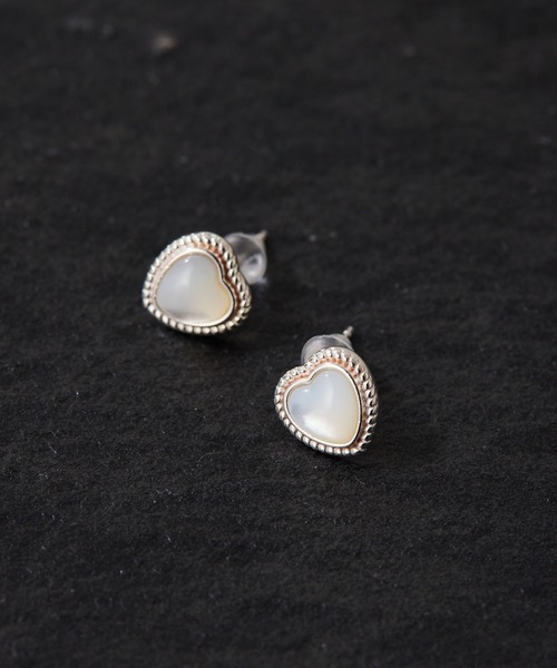 COLLAGE GALLARDAGALANTE（コラージュガリャルダガランテ）の「ハートシェルピアス/Sivelle.（ピアス（両耳用）・レディース・シルバー・FREE）」の2枚目の写真