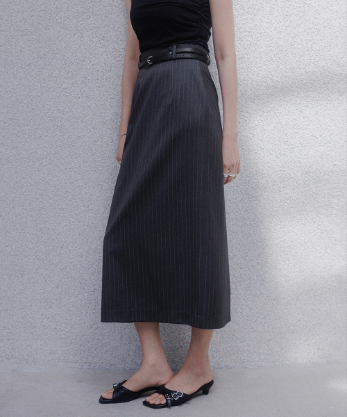MEMUA(メムア)の「ピンSTサマー クール ロングスカート(ネイビー)(スカート・レディース・ネイビー/チャコール・SMALL/LARGE/MEDIUM)」の4枚目の写真