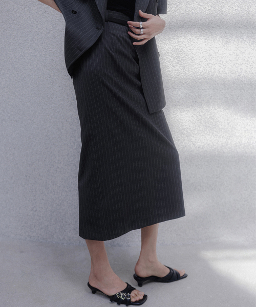 MEMUA(メムア)の「ピンSTサマー クール ロングスカート(ネイビー)(スカート・レディース・ネイビー/チャコール・SMALL/LARGE/MEDIUM)」の5枚目の写真