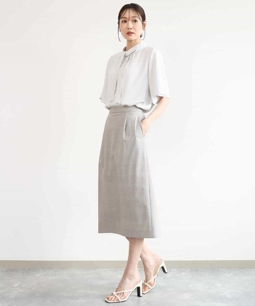 MK MICHEL KLEIN（エムケーミッシェルクラン）の「[洗える]レースボウタイ付きスタンドネックブラウス（シャツ/ブラウス・レディース・ライトグレー/ライトブルー・38）」の6枚目の写真