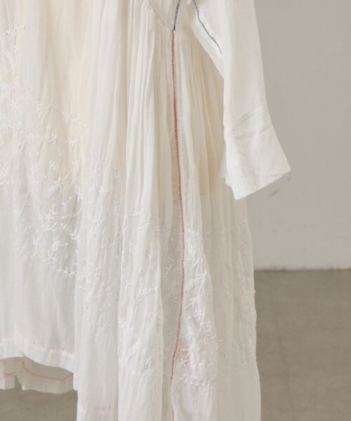 BEARDSLEY(ビアズリー)の「《INJIRI》チュニックブラウス(シャツ/ブラウス・レディース・ホワイト・MEDIUM)」の7枚目の写真