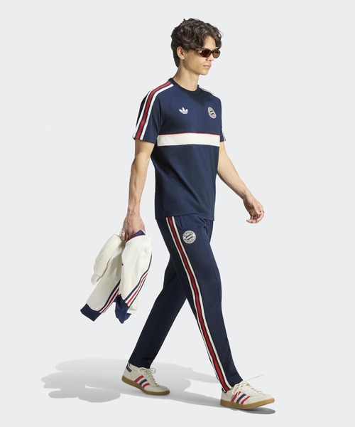 adidas（アディダス）の「FCバイエルン・ミュンヘン OG Tシャツ / アディダス adidas（Tシャツ/カットソー・メンズ・ブルー・XXX-LARGE/XX-LARGE/X-LARGE/SMALL/MEDIUM/LARGE）」の5枚目の写真
