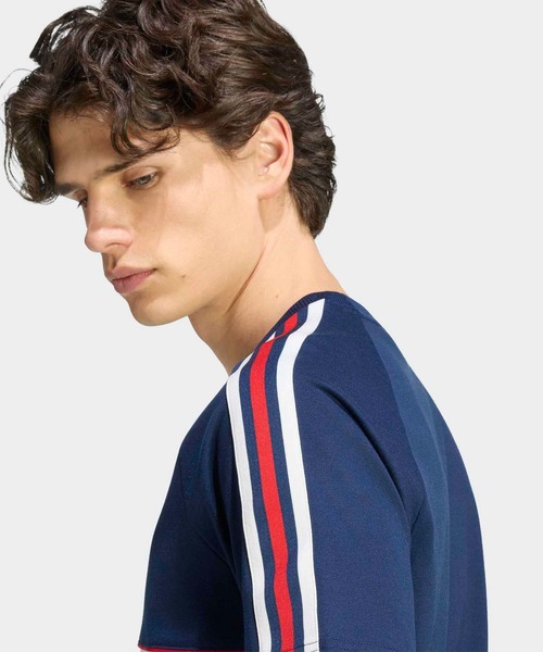 adidas（アディダス）の「FCバイエルン・ミュンヘン OG Tシャツ / アディダス adidas（Tシャツ/カットソー・メンズ・ブルー・XXX-LARGE/XX-LARGE/X-LARGE/SMALL/MEDIUM/LARGE）」の4枚目の写真