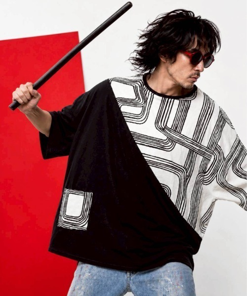 KAMINARI_TOKIO(カミナリトキオ)の「アシメ切替総柄ドルマンプルオーバー(Tシャツ/カットソー・レディース・ホワイト/ブラック/ブラウン・FREE)」の5枚目の写真
