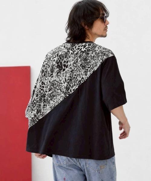 KAMINARI_TOKIO(カミナリトキオ)の「アシメ切替総柄ドルマンプルオーバー(Tシャツ/カットソー・レディース・ホワイト/ブラック/ブラウン・FREE)」の20枚目の写真