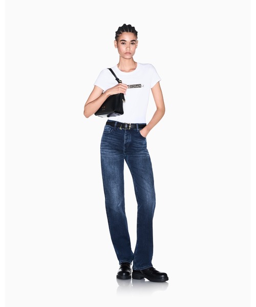 ARMANI EXCHANGE(アルマーニエクスチェンジ)の「【A|X アルマーニ エクスチェンジ】<オンライン限定>ゴールドロゴ 半袖クルーネックTシャツ/SLIM(Tシャツ/カットソー・レディース・ブラック/ホワイト・X-SMALL/X-LARGE/SMALL/MEDIUM/LARGE)」の12枚目の写真
