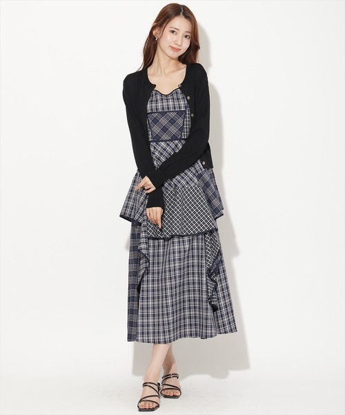 AND COUTURE(アンドクチュール)の「【UVカット】クルーネックカーディガン(カーディガン/ボレロ・レディース・イエロー/ピンク/ブラック/ブラウン・FREE)」の10枚目の写真
