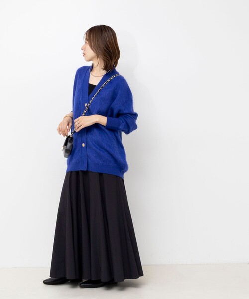 Laraaji（ララージ）の「カシミヤファー加工Vネックカーディガン（カーディガン/ボレロ・レディース・グレー/ロイヤルブルー・38）」の13枚目の写真