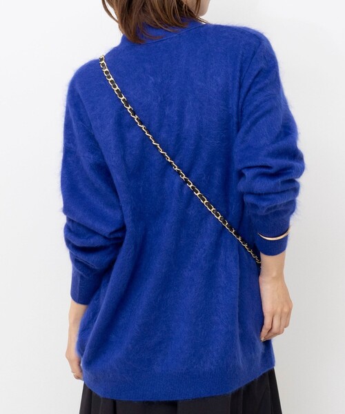 Laraaji（ララージ）の「カシミヤファー加工Vネックカーディガン（カーディガン/ボレロ・レディース・グレー/ロイヤルブルー・38）」の16枚目の写真