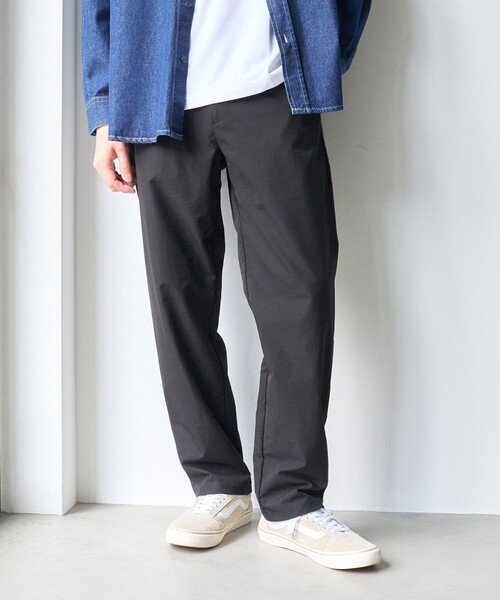 coen(コーエン)の「【撥水、防しわ】サマレルテーパードパンツ(その他パンツ・メンズ・ブラック/ダークグレー・S/M/L/XL)」の1枚目の写真