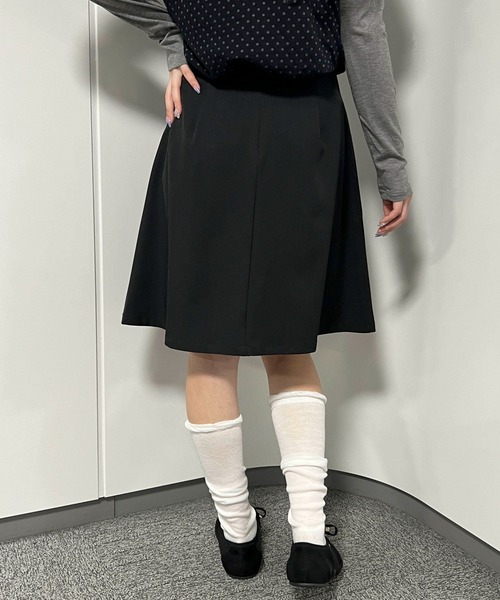 WC(ダブル シー)の「スタッズデザインミドルスカート(スカート・レディース・ブラウン/ブラック・FREE)」の6枚目の写真