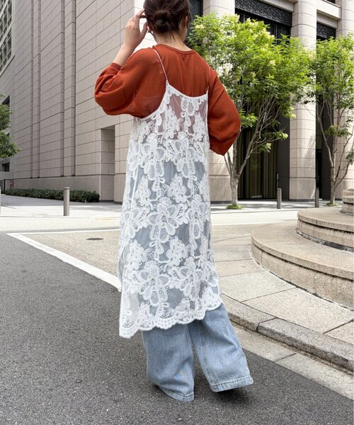 Jena espace merveilleux(ジェナ エスパスメルヴェイユ)の「〈8/15インスタライブご紹介アイテム〉【PalinkA/パリンカ】レース刺繍キャミワンピース(ワンピース・レディース・ブラック/オフホワイト・FREE)」の4枚目の写真