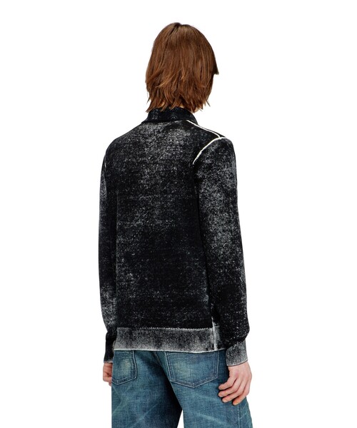 DIESEL(ディーゼル)の「メンズ 長袖ポロニット K-LAWRENCE(ニット/セーター・メンズ・ブラック/ベージュ系その他・X-LARGE/SMALL/LARGE/MEDIUM/X-SMALL)」の3枚目の写真