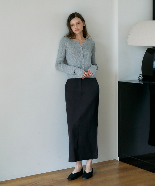 DEHEVE（デヘヴェ）の「Slim Rib Cardigan [Gray]（カーディガン/ボレロ・レディース・ライトグレー・OS）」の3枚目の写真